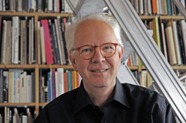 Prof. Dr. Rolf Sachsse hält im Forum ALTE POST einen Vortrag zum Thema „Bilder der Arbeit / Arbeit der Bilder. Vom Bergbau über Schuhfabriken zum PixxelCult“