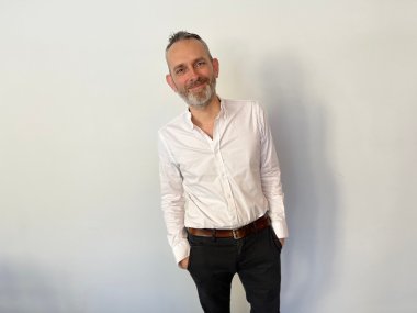 Stefan Weiller gastiert mit seiner musikalischen Lesung „Letzte Lieder solo“ im Forum ALTE POST Porträt Stefan Weiller
