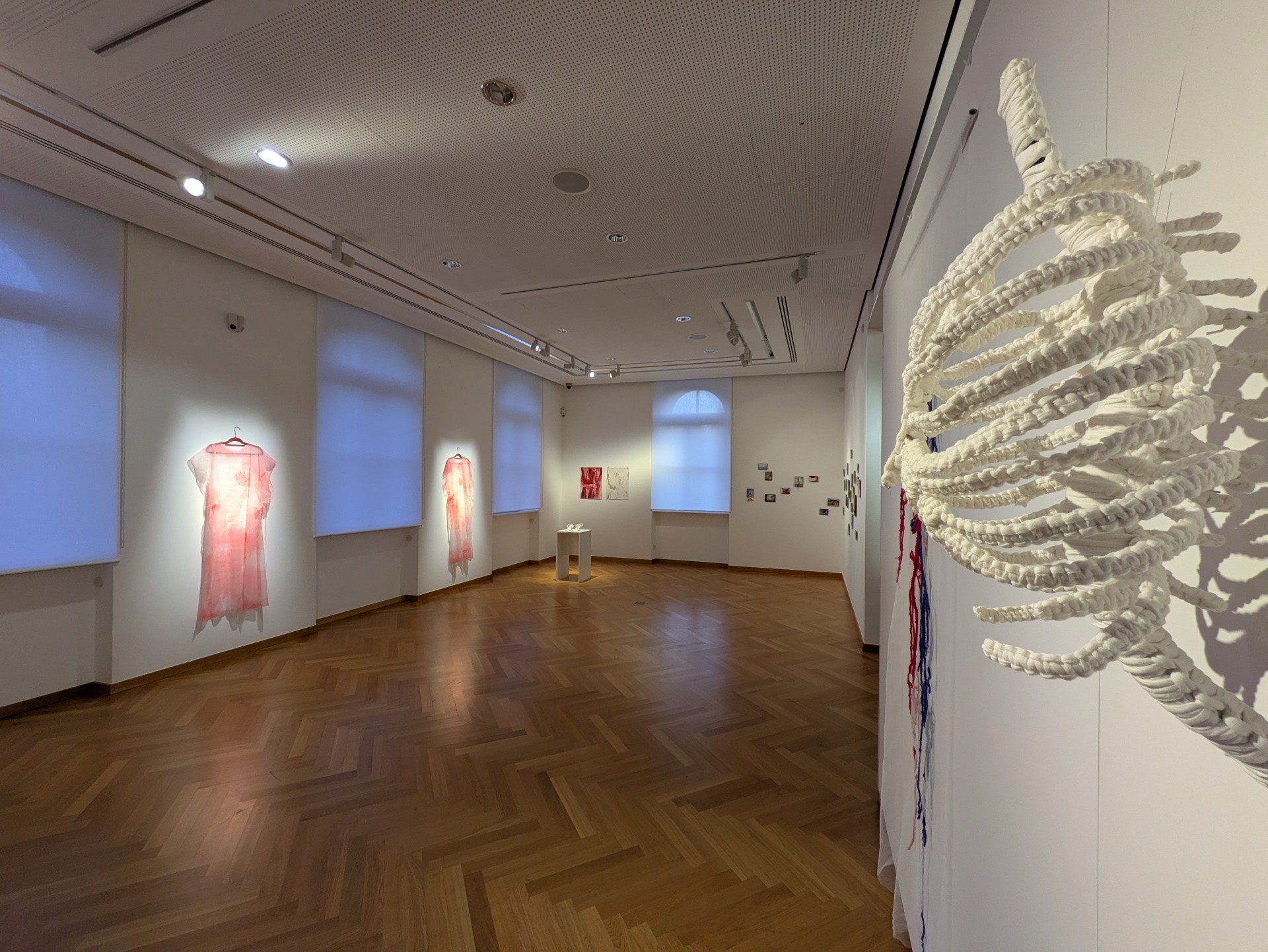 Blick in die Wechselausstellung "KUNST-STOFF" Blick in die Wechselausstellung "KUNST-STOFF"