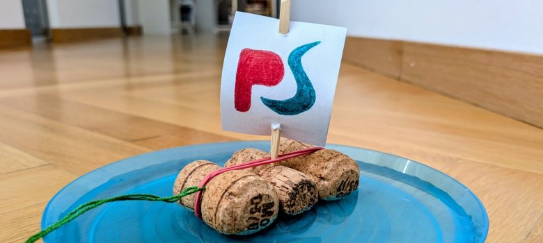 Diese Schiffchen aus Kork können beim Museumstag im Forum ALTE POST gebastelt werden. Diese Schiffchen aus Kork können beim Museumstag im Forum ALTE POST gebastelt werden.