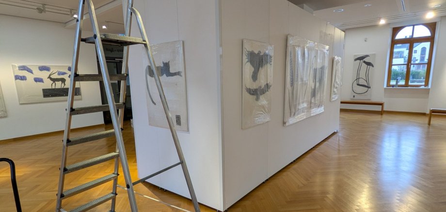 Aufbau der Wechselausstellung "Tierlegenden"