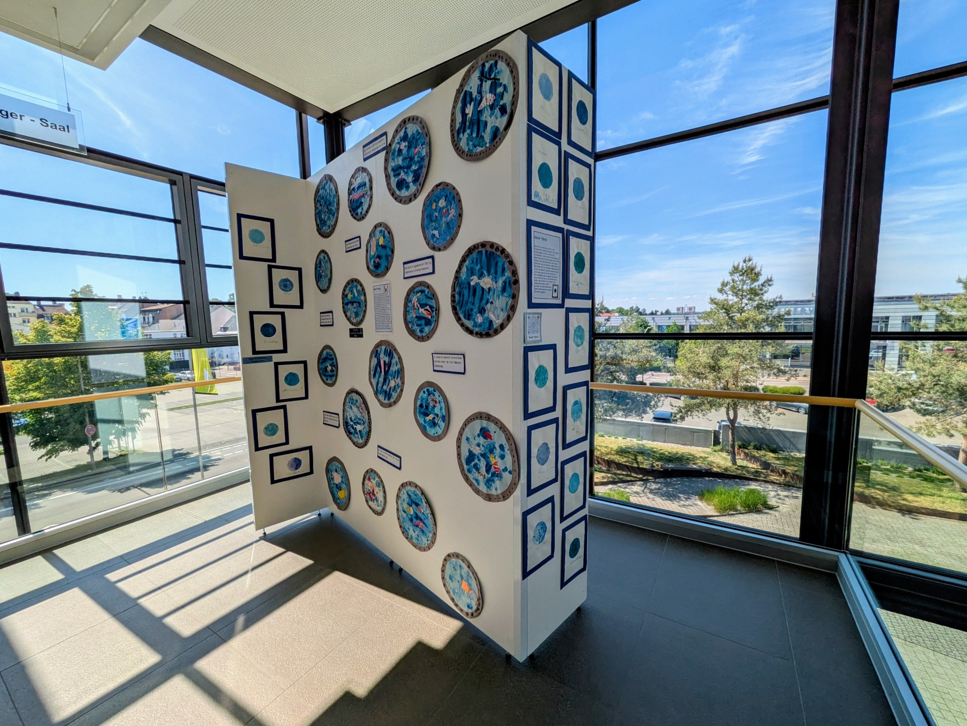 Teil der Ausstellung "Earth Day" der Montessori-Schule im Forum ALTE POST