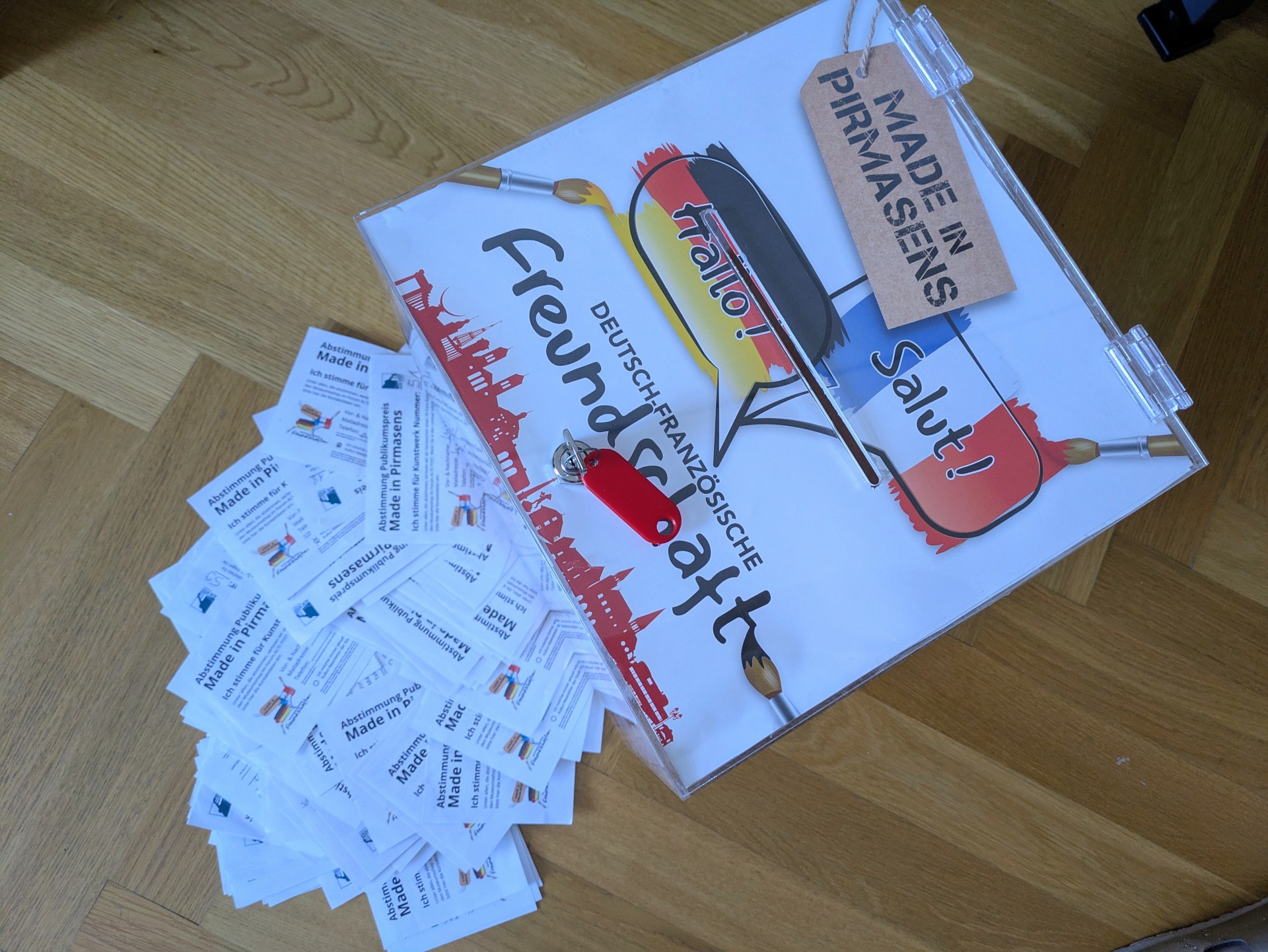 Stimmzettel beim Publikumspreis "Made in Pirmasens" Stimmzettel beim Publikumspreis "Made in Pirmasens"
